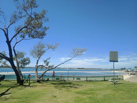Family Friendly - Get Togethers - Accommodation Burleigh 1