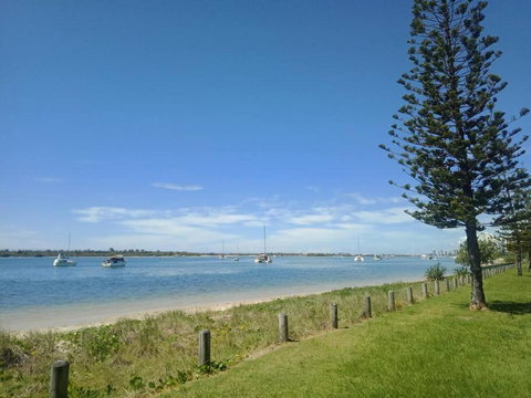 Family Friendly - Get Togethers - Accommodation Burleigh 0