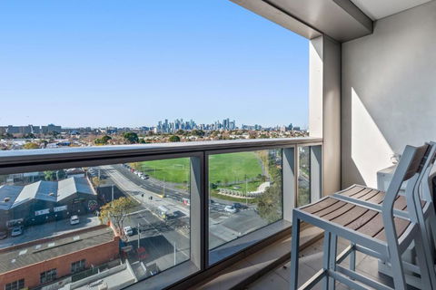 FLEMINGTON - Melbourne City Views - Accommodation Burleigh 4