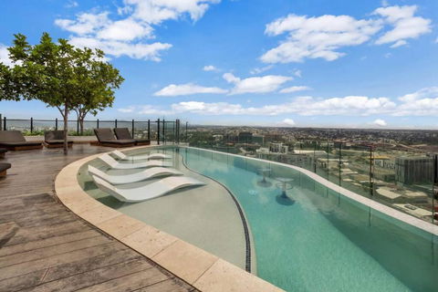 FV Peppers 2BR 2BA W Parking, Shared Spa, Gym, Pool - Accommodation Burleigh 0
