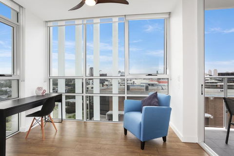 G1903S - Zetland Heights Sunset Vista - Accommodation Burleigh 0