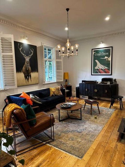 Gable House - Accommodation Burleigh 3