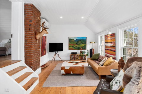 Gable House Geelong - Accommodation Burleigh 2