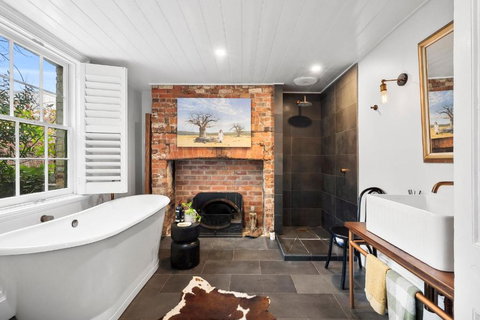 Gable House Geelong - Accommodation Burleigh 4