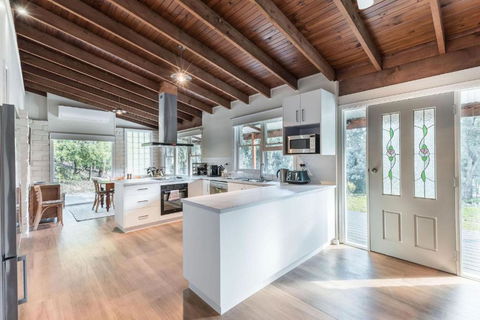 GANGURRU - Accommodation Burleigh 2