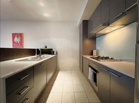 GW24-1 BATH 2 BR At The Glen With FREE Parking And Balcony - Accommodation Burleigh 4