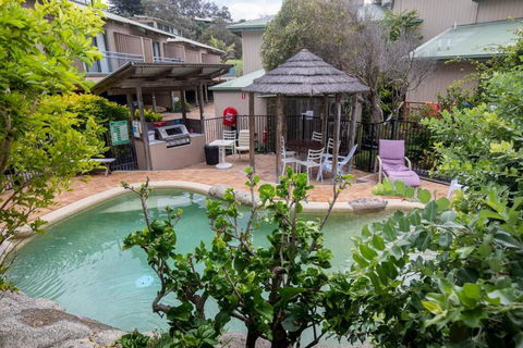 GORGEOUS STUDIO + 100M TO BEACH + POOL - Accommodation Burleigh 1