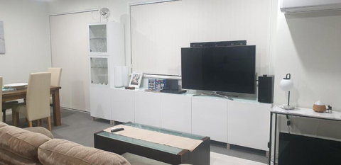 GREENWAY WATERS 2 Bed Apartment - Accommodation Burleigh 4