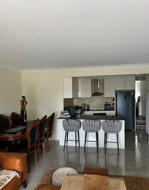 Guesthouse Koonawarra - Accommodation Burleigh 1