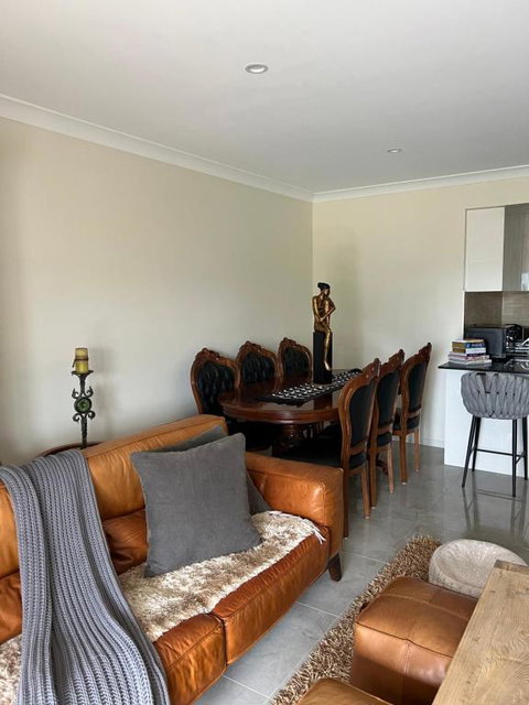 Guesthouse Koonawarra - Accommodation Burleigh 3