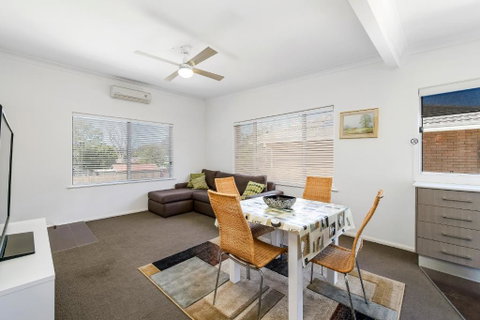 H2O Holiday Apartments Unit 5 - Accommodation Burleigh 3