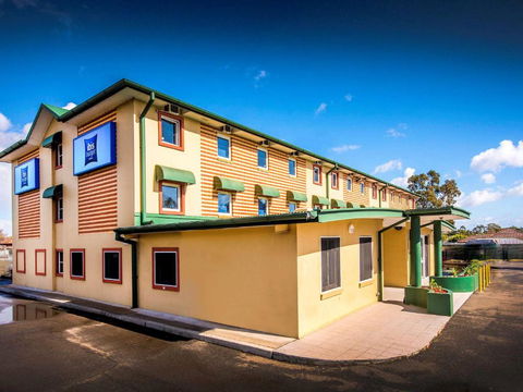 Ibis Budget - Casula Liverpool - Accommodation Burleigh 0