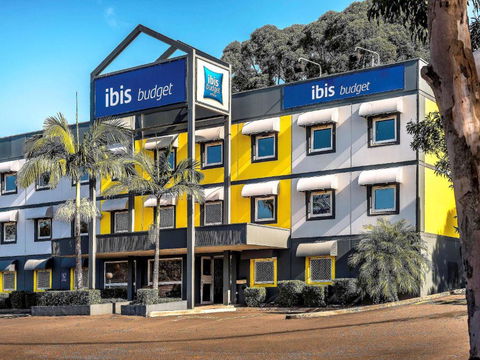 Ibis Budget - Enfield - Accommodation Burleigh 0