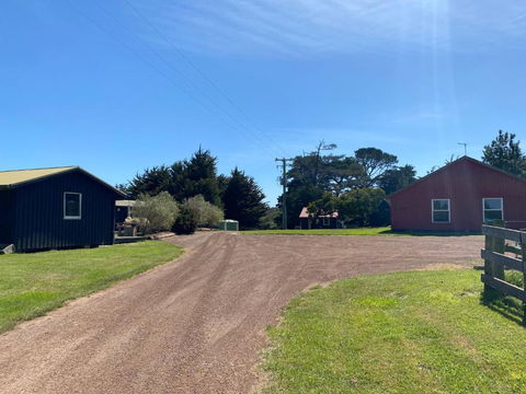 Icena Accommodation - Accommodation Burleigh 0