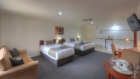 INVERELL RSM CLUB MOTEL - Accommodation Burleigh 2