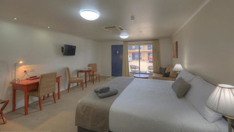 INVERELL RSM CLUB MOTEL - Accommodation Burleigh 1