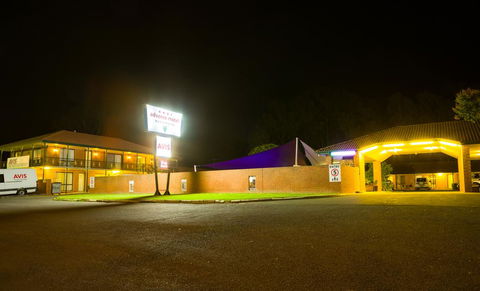 Advance Motel - Accommodation Burleigh 1