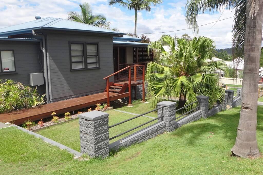 Townsend NSW Accommodation Burleigh