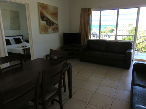 Airlie Beach Apartments - Accommodation Burleigh 1