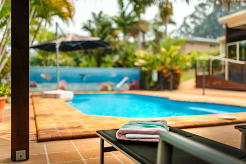 Alarks Nest Bed And Breakfast - Accommodation Burleigh 1