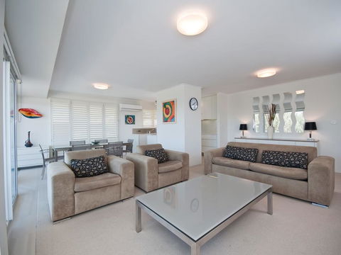 Albacore, Unit 5/12 Ondine Close - Accommodation Burleigh 1