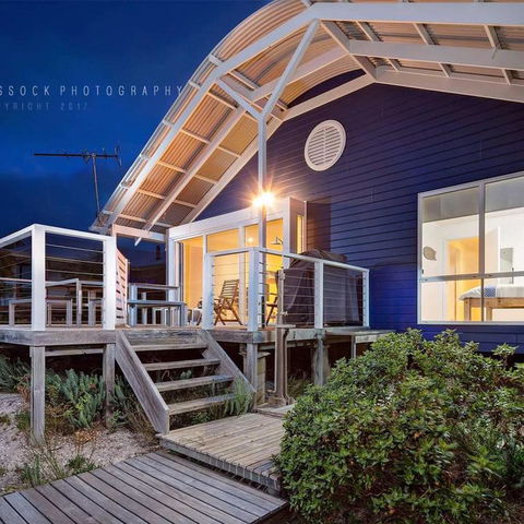 Alchemy On Island Beach - Accommodation Burleigh 3