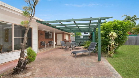 Alexander Palms - Accommodation Burleigh 2