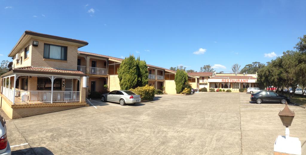 Box Hill NSW Accommodation Burleigh
