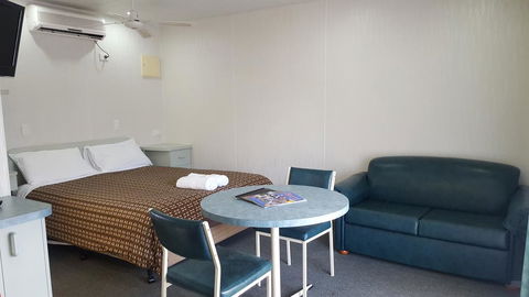 Alexandra Tourist Park - Accommodation Burleigh 1
