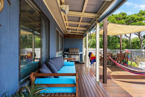 All Decked Out - Accommodation Burleigh 3
