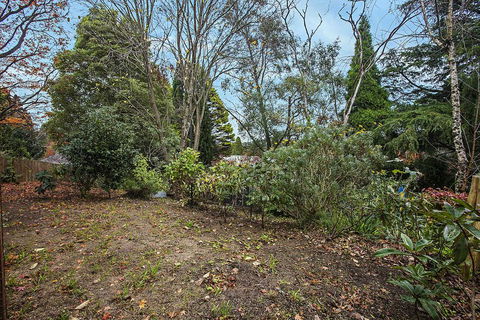 Allambee - Accommodation Burleigh 1