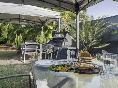 Almare Tourist Motel - Accommodation Burleigh 2