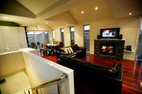 Aloha Beachfront Port Fairy - Accommodation Burleigh 2