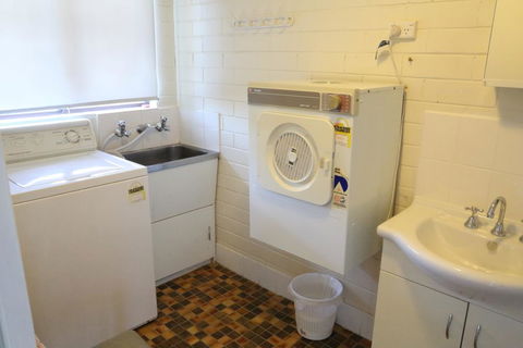 Alpha 8 - Accommodation Burleigh 3