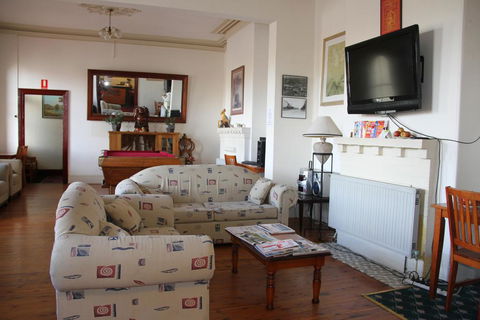 Alpine Heritage Motel - Accommodation Burleigh 2