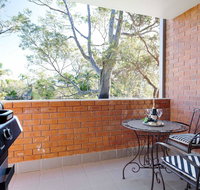 Amanda Court 2/1 Weatherly Cl - Renovated unit with aircon wifi and Close to the beach - Accommodation Burleigh
