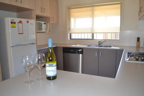 Amarco Mulwala - Accommodation Burleigh 2