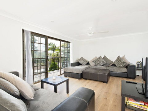 Amaroo Retreat @ Fingal Bay - Accommodation Burleigh 0