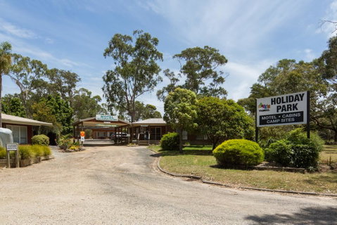 Amaze N Things Holiday Park & Motel - Accommodation Burleigh 0