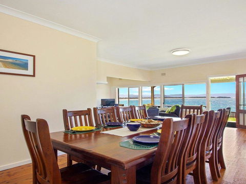 Amazing Aspects - Perched Above Tilbury Cove - Accommodation Burleigh 1