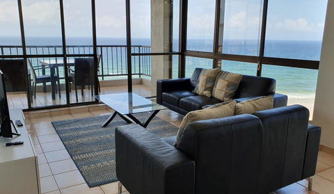 Amazing View In Surfers Paradise! Hidden Gem - Accommodation Burleigh 1