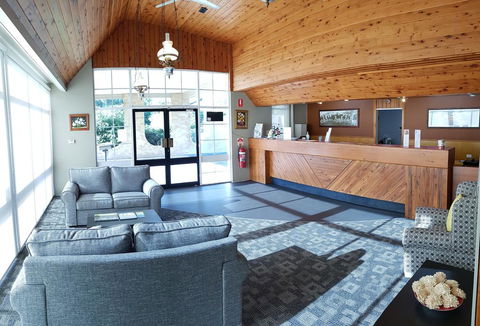 Amber Court Motor Inn - Accommodation Burleigh 3