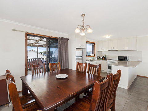 AMBIENCE BY THE SEA - Accommodation Burleigh 1
