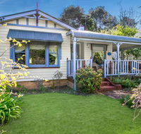 Ambrose Cottage Front Apartment - Accommodation Burleigh
