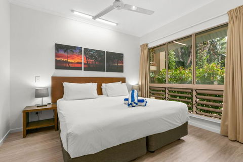 Amphora Resort Luxury Private Apts - Accommodation Burleigh 2