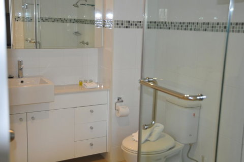 Annam Serviced Apartments - Accommodation Burleigh 3