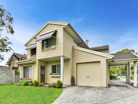 Anne's Beach Getaway - Accommodation Burleigh 3