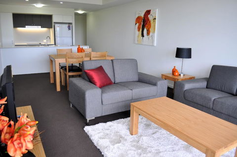 Apartments G60 Gladstone - Accommodation Burleigh 2