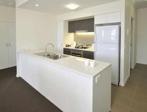 Apartments G60 Gladstone - Accommodation Burleigh 3