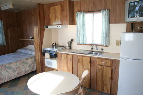 Apollo Bay Holiday Park - Accommodation Burleigh 2